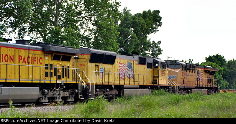 UP 3896
